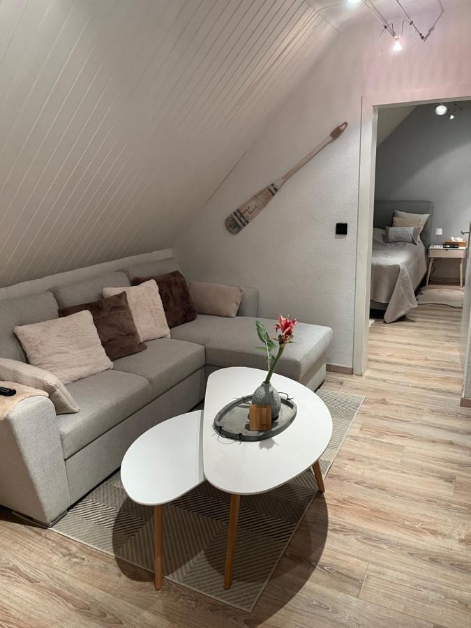 Sandys-Beachhouse Em 2024 Stadion -16 Fahrminuten Ferienwohnung Abtei Brauweiler Business Kueche Klima Parken Relax Travel Work Koeln Naehe بولهايم المظهر الخارجي الصورة